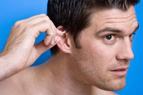 Hvordan å rense en tilstoppet Ear