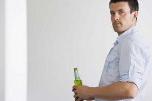 Virkningene av alkohol misbruk i Social & Work Behavior