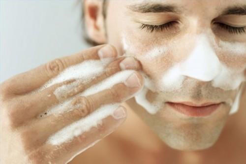 Hvordan å gjøre en Skin Cleanse