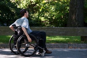 Hva er definisjonen for fysisk handikappede?